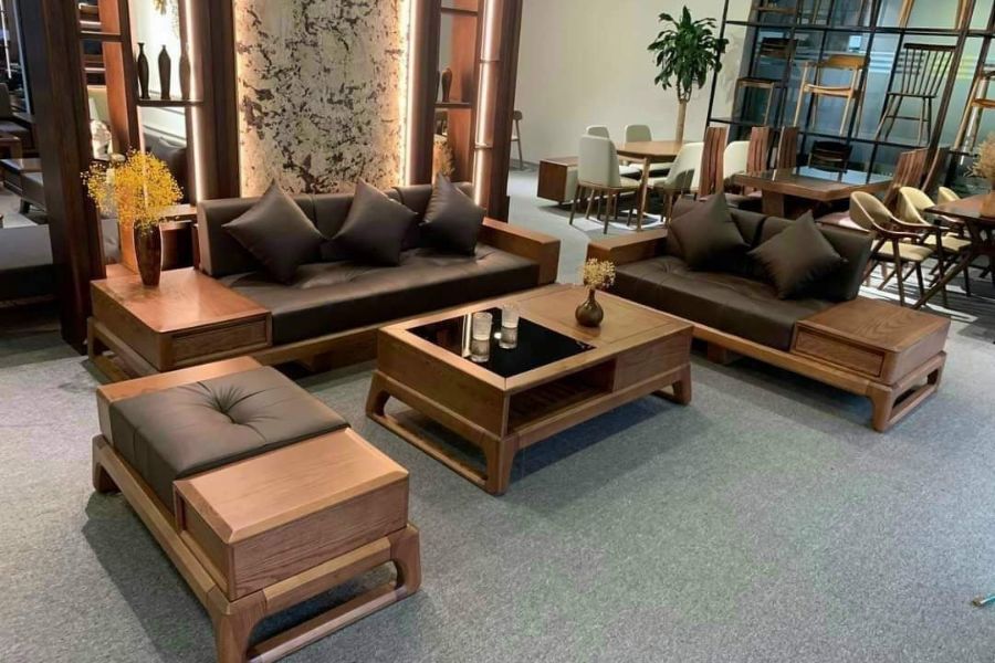 Bàn ghế bằng gỗ sồi