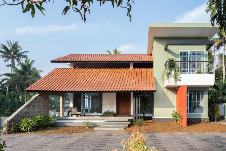 Mái che hiên nhà đẹp bằng ngói đỏ