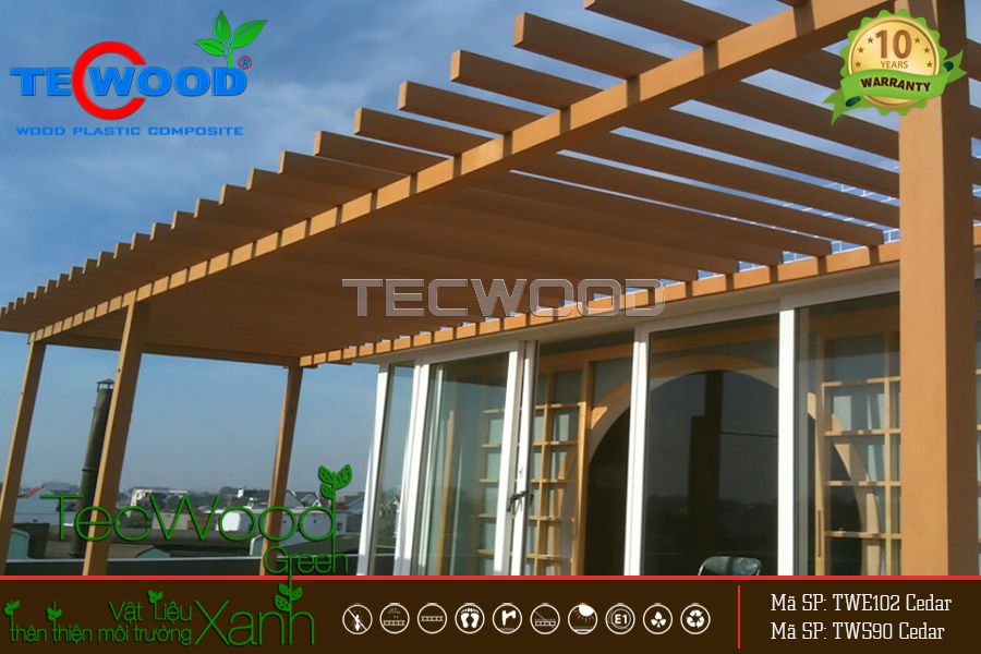 Mái hiên che nắng ban công bằng gỗ nhựa màu Cedar tươi sáng