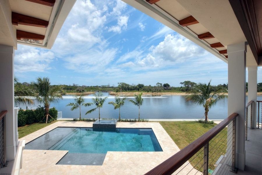 Mẫu hồ bơi nhỏ đẹp cho gia đình