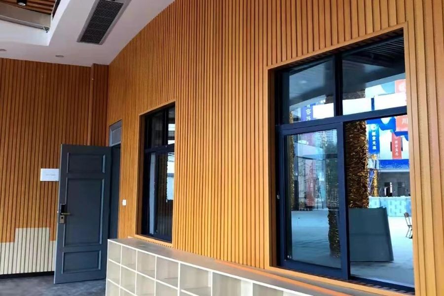 Tấm ốp lam sóng ốp tường bên ngoài công trình